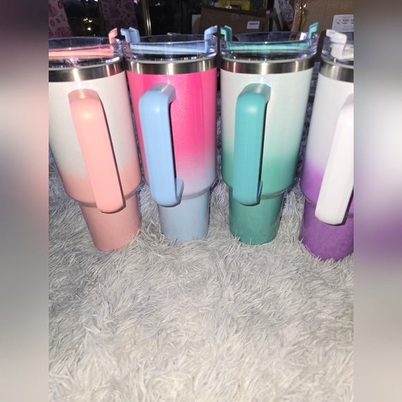 ✨️Stainless Steel 40oz Ombre Sparkle Tumbers (BRAND NEW)✨️ - Picture 5 of 7